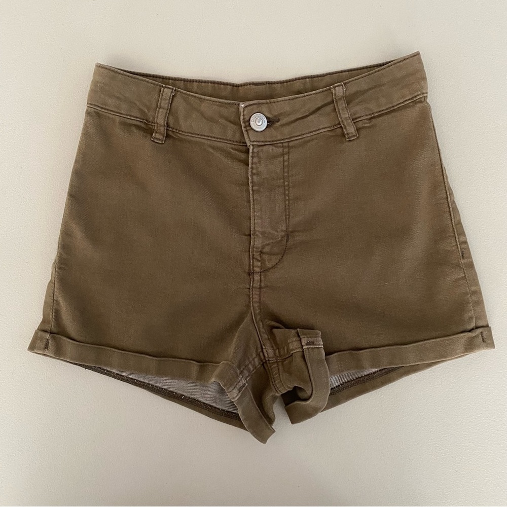 H&M Divided High Waisted Khaki Olive Green Cuffed Twill Shorts Size 2